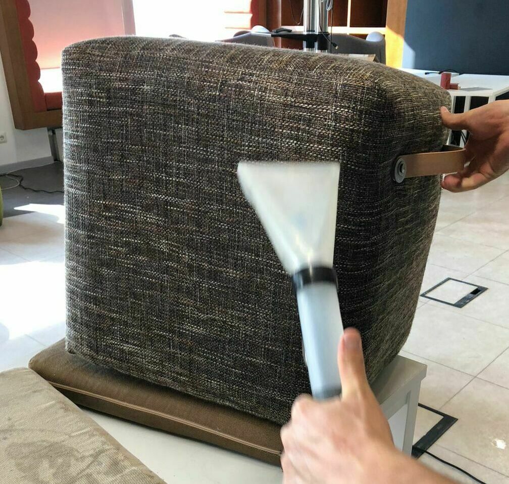 Химчистка синтетического ковролина в офисе Химчистка синтетического ковролина в офисе